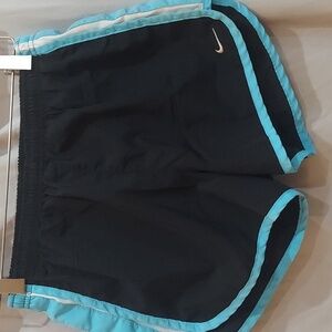 Nike dryfit Shorts Women's Size XS